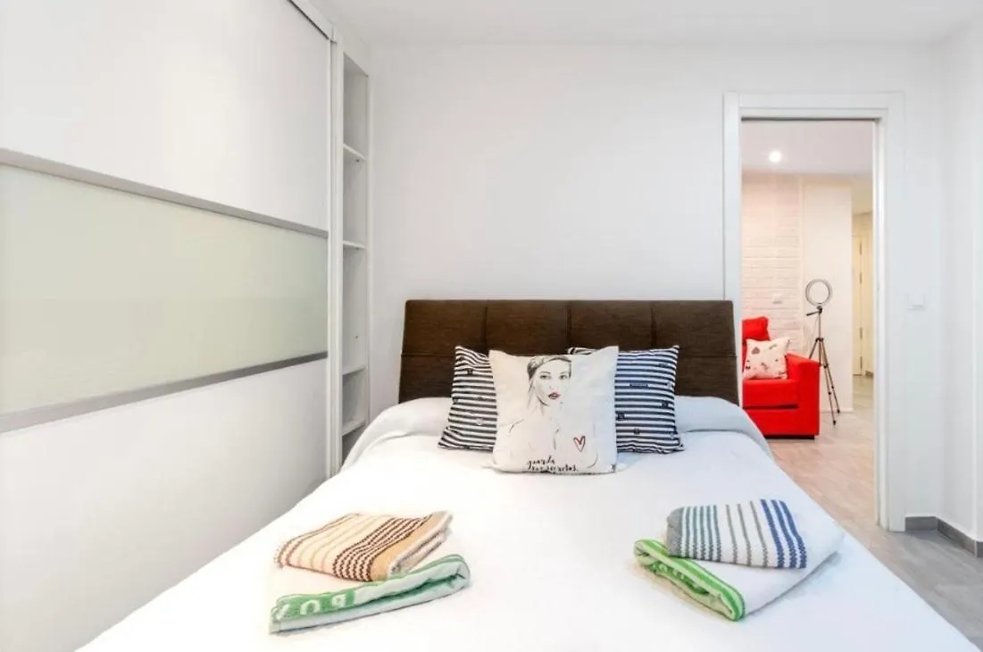 מאלגה Vialia Apartamentos Suites
