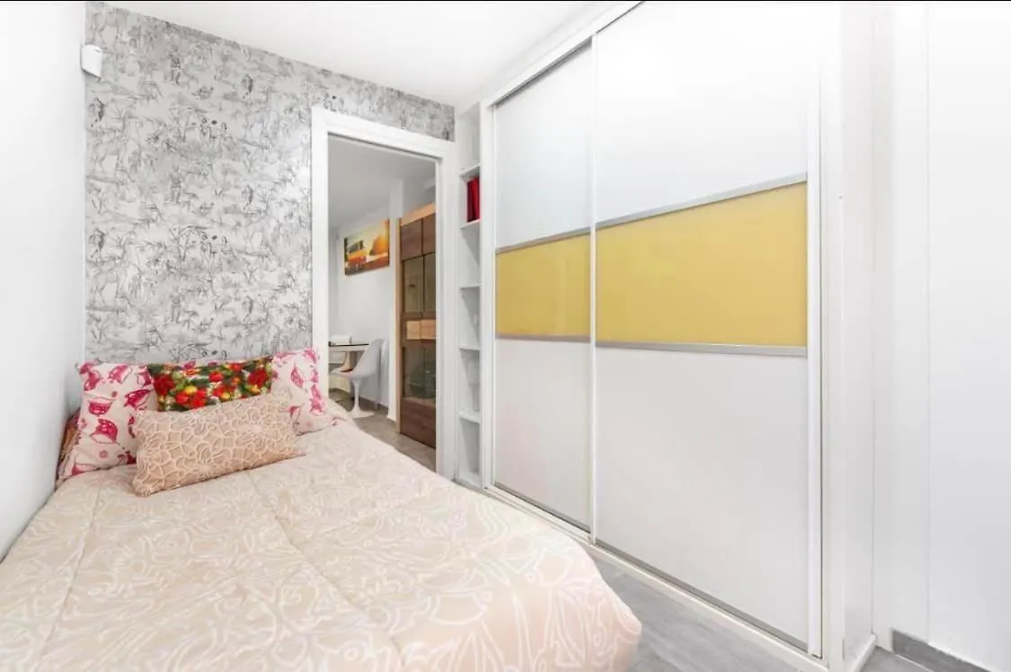 מאלגה Vialia Apartamentos Suites 0*,  ספרד